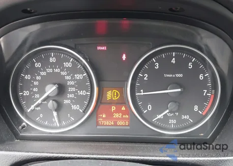 2011 BMW 328I z USA, uszkodzony, nr VIN WBAKE3C56BE557680